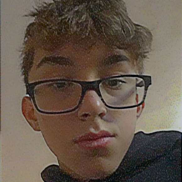 Meet your Posher, Dylan - Picture 1 of 1